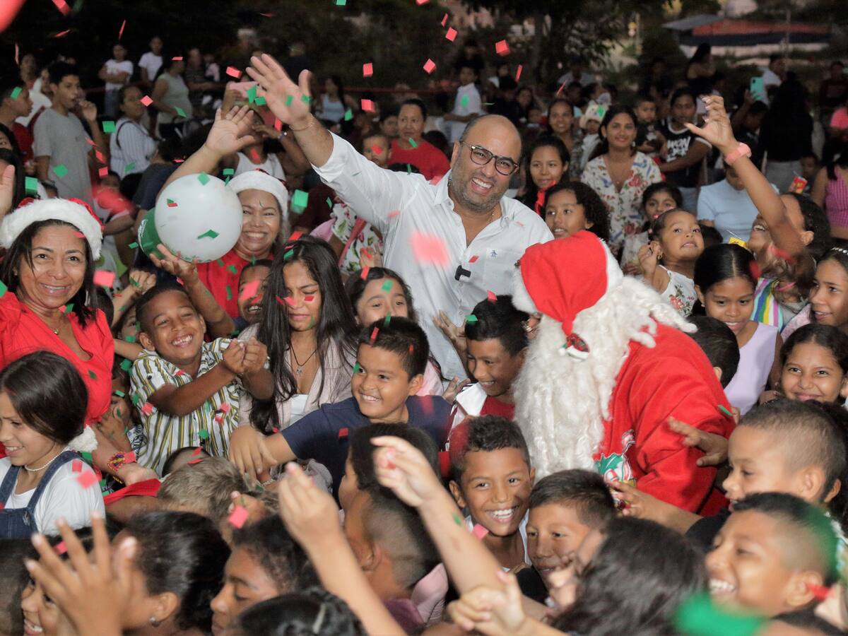 CRA y Caracol Radio unen esfuerzos para llevar 7.000 juguetes a niños del Atlántico en Navidad