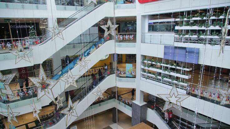 Los centros comerciales del país se preparan para la reapertura