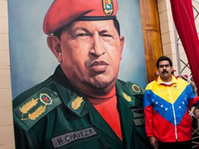 Las decisiones vitales para Venezuela las sigue tomando Chávez: Maduro