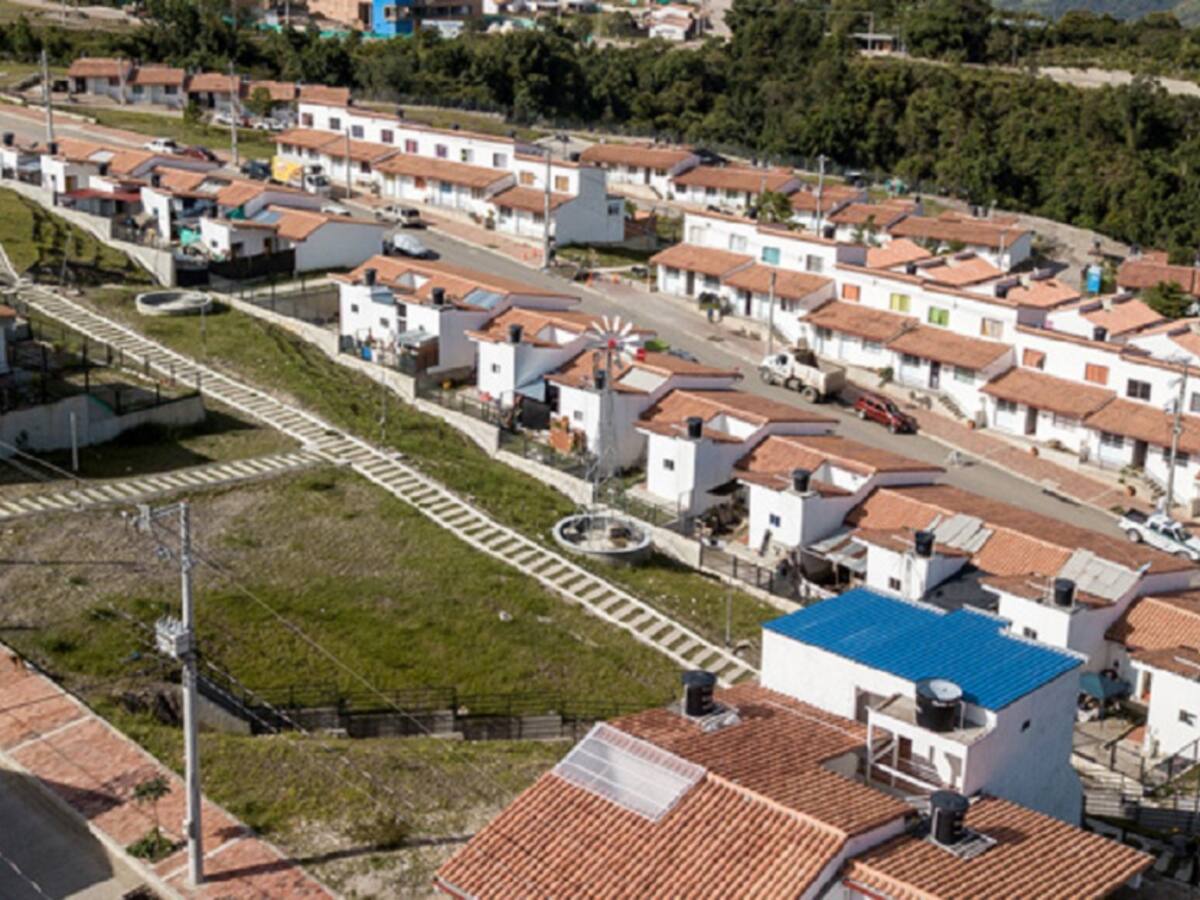 Gramalote pide al Fondo Adaptación continuidad a la construcción de casas