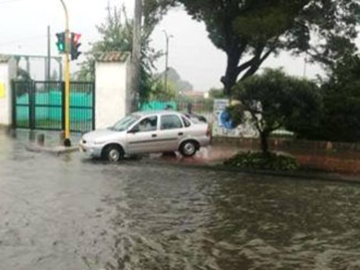 Lluvias en Cundinamarca provocan inundaciones y granizadas en varios municipios