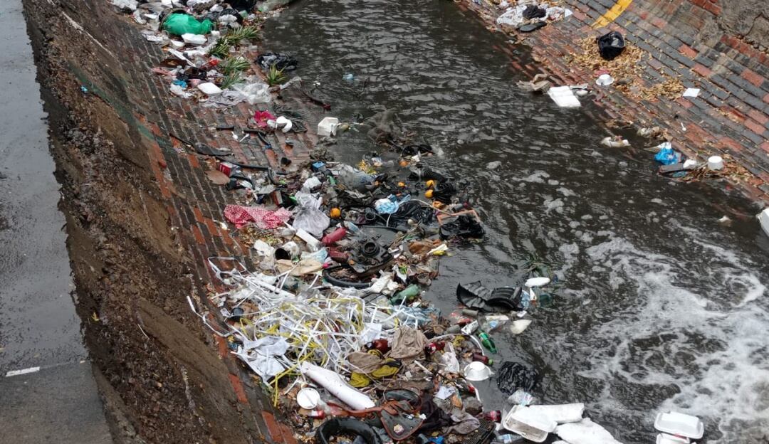 Contaminación canal Bogotá 
