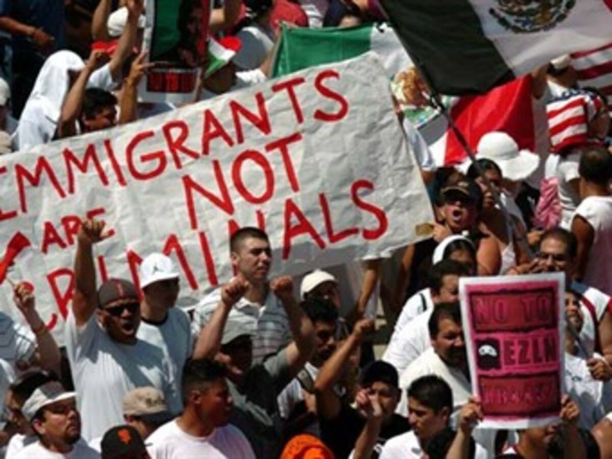 Gobierno de EE.UU. demanda a Arizona por su ley antiinmigrante
