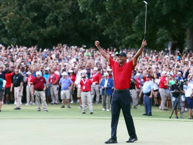 Tiger Woods vuelve a ganar un título después de 5 años