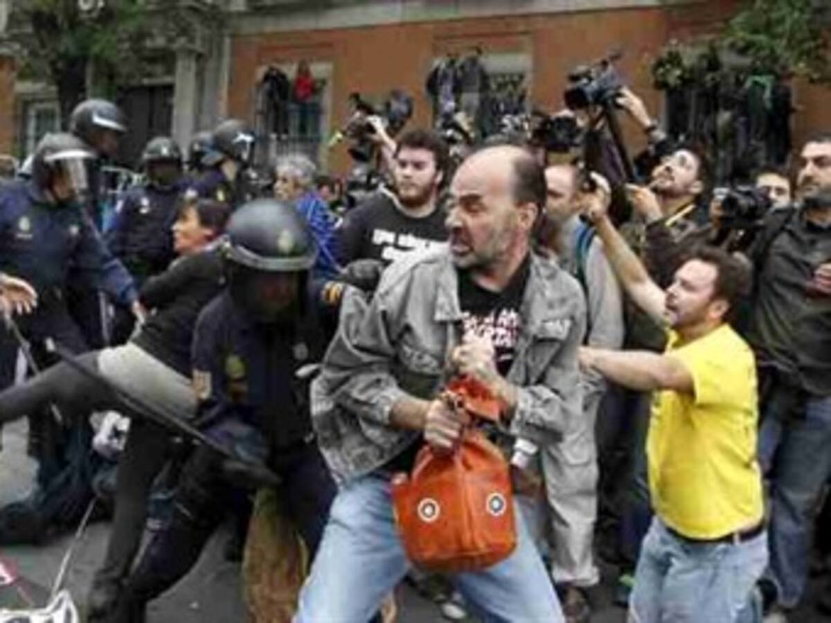 Violentas protestas se presentaron en Madrid tras la huelga general que se vivió en España