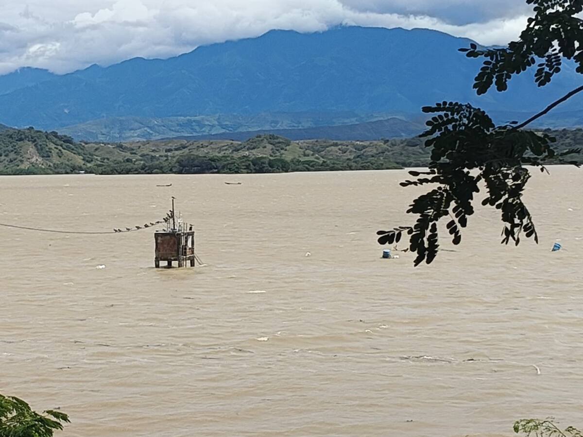 Piscicultores del Huila en alerta por niveles críticos en embalses