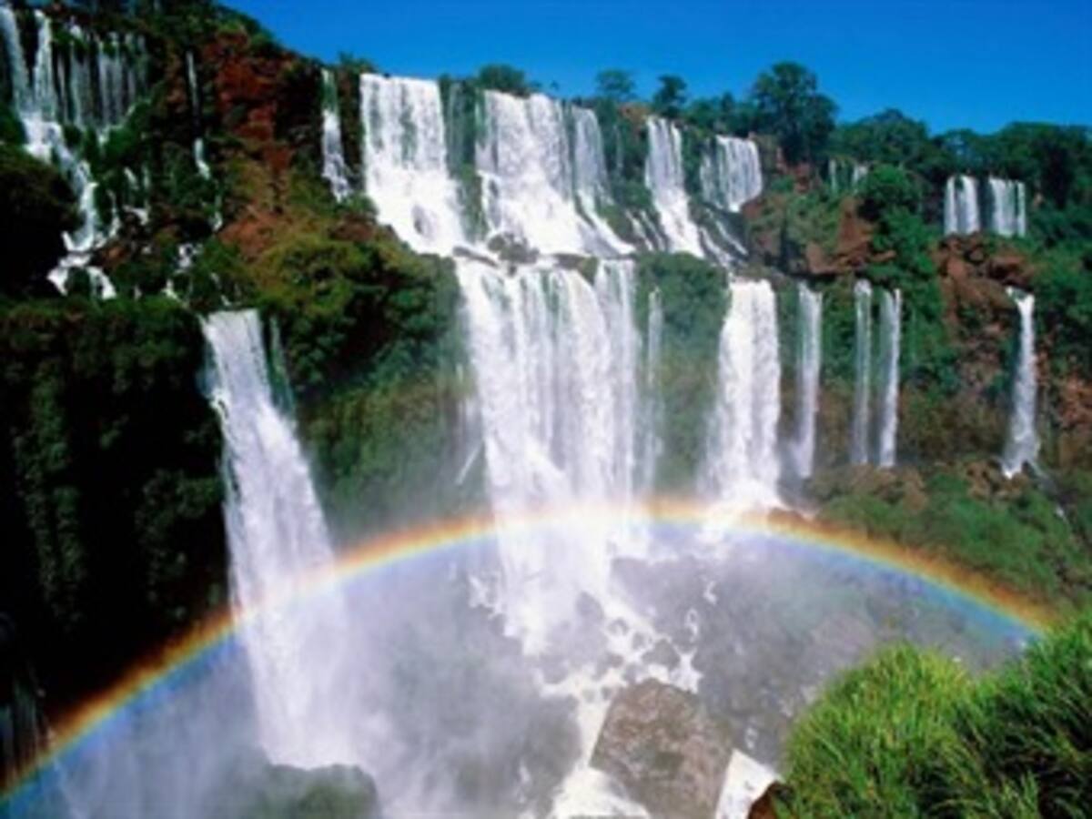 Las Cataratas de Iguazú y el Amazonas, elegidas maravillas de la naturaleza