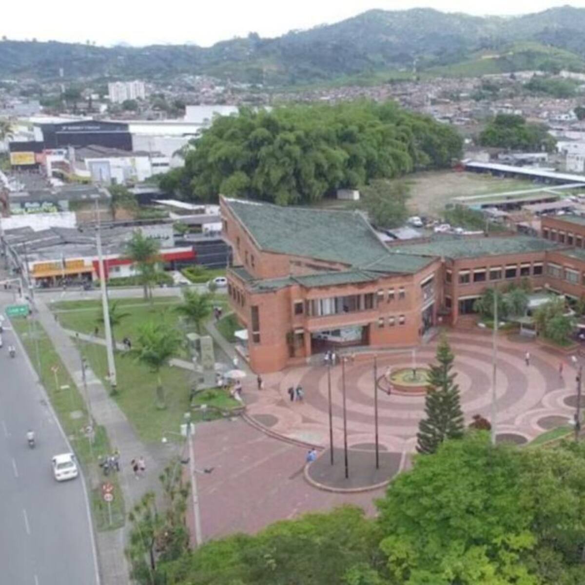 Delincuentes estafan a las personas con presuntos trámites en Dosquebradas