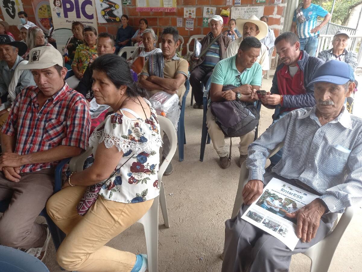 Usuarios rurales de Neiva piden a EPS que se les entreguen medicamentos en el sitio