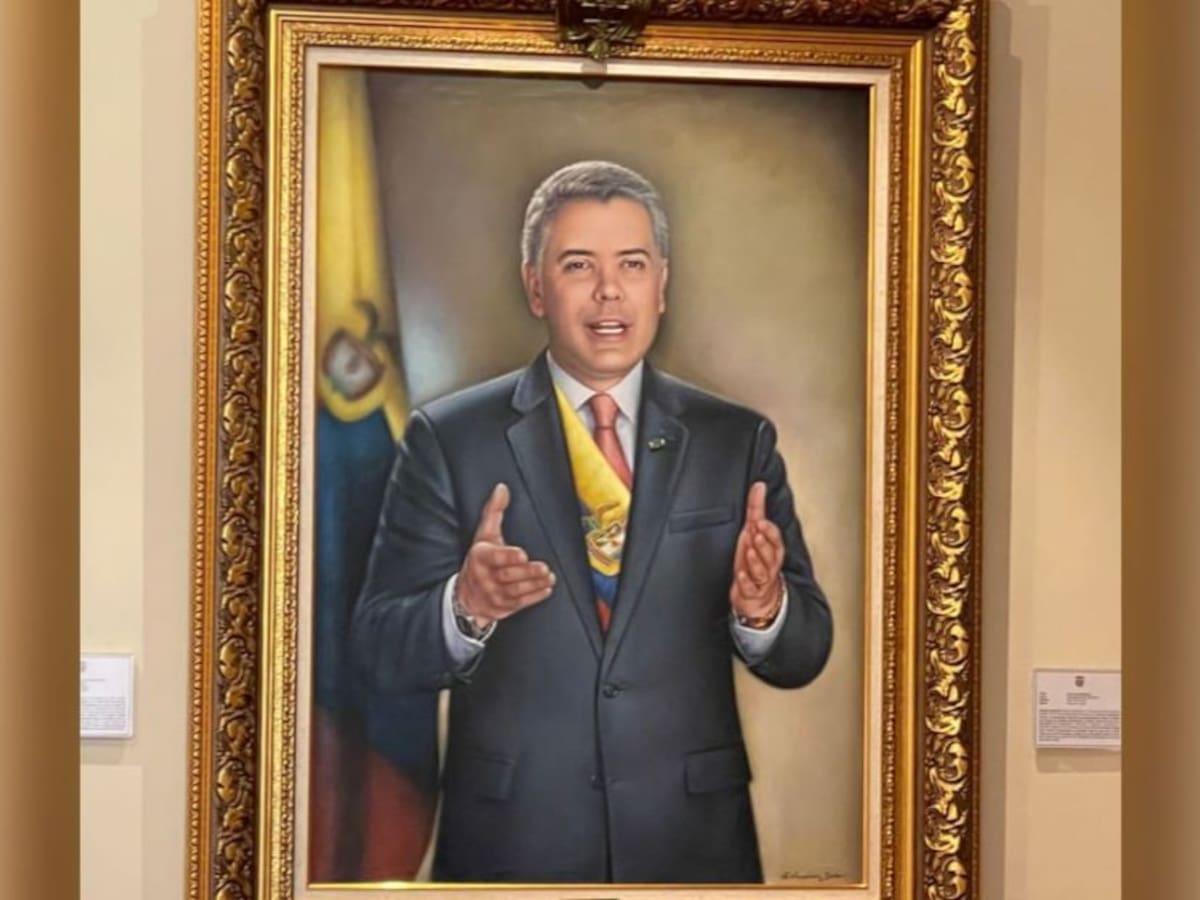 Cuadro de Iván Duque en el hall de presidentes de la Casa de Nariño