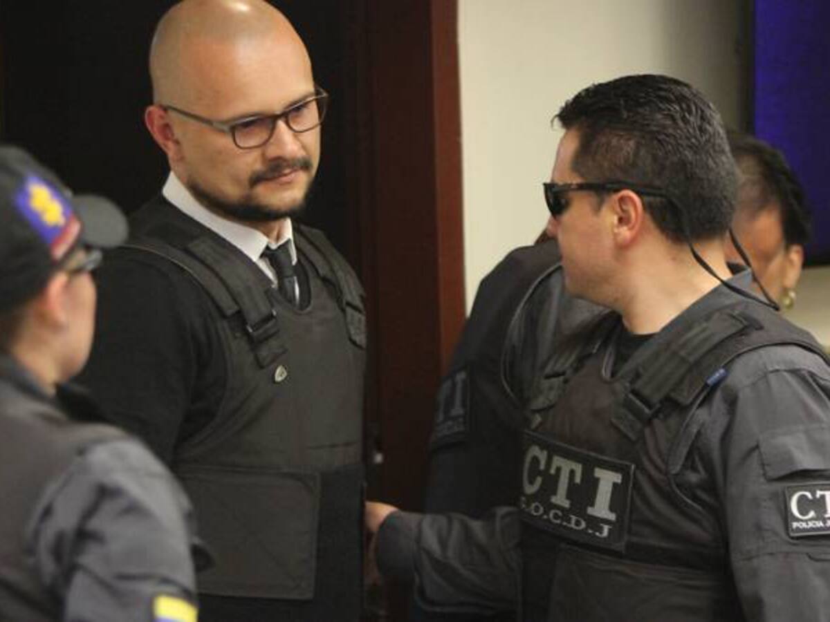 Juez ordena que hacker Sepúlveda pague condena en una cárcel