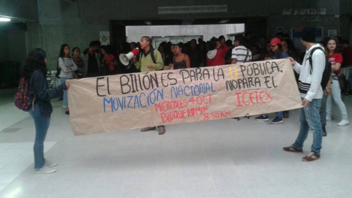 En Armenia estudiantes universitarios marcharon en apoyo a la educación superior pública