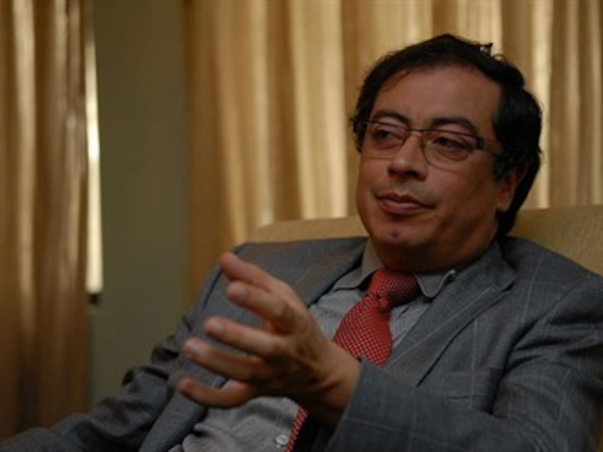 Gustavo Petro tendrá que responder ante la Fiscalía por pánico económico