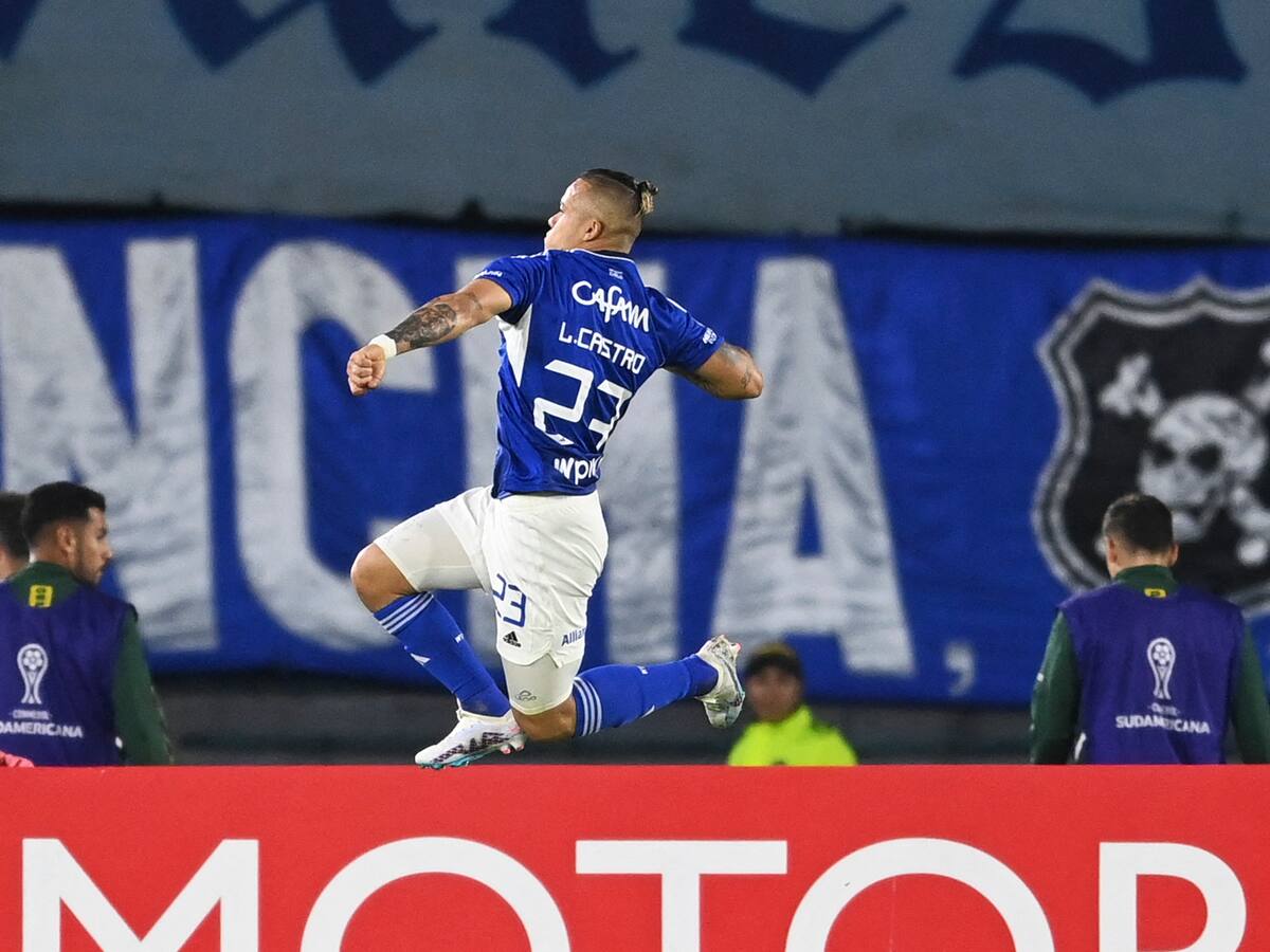 Millonarios gana, gusta y golea en Sudamericana al ritmo de Leonardo Castro