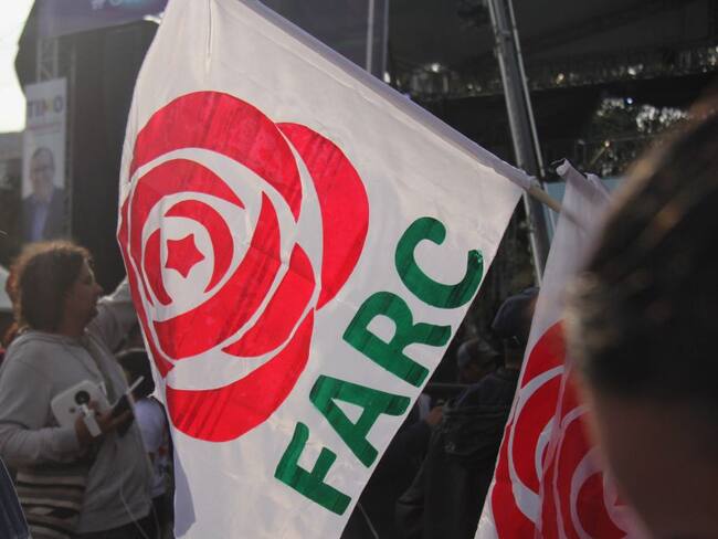 FARC, sostiene que el gobierno no ha hecho nada para hablar de paz