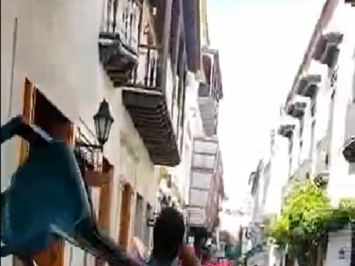 Enfrentamiento entre habitante de calle y palenqueras en el centro de Cartagena