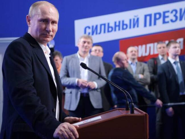 Vladímir Putin, reelegido en Rusia
