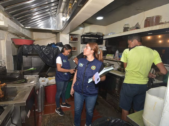 EPA Cartagena suspende actividades en seis locales comerciales en la Transversal 54