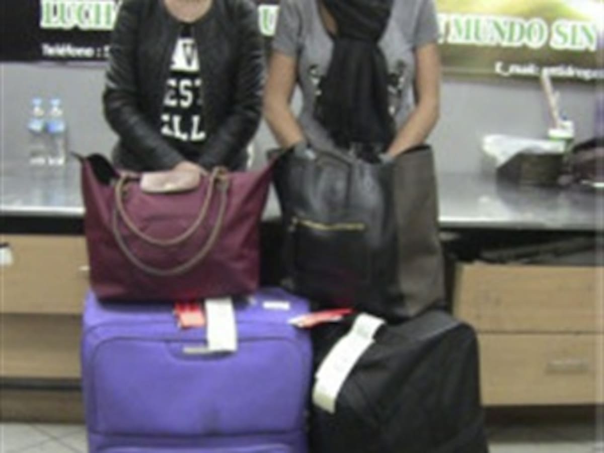 Británicas esperan condena hasta por 15 años tras camuflar cocaína en sobres de avena