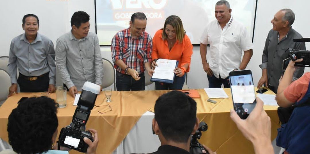 Adhesión de Edgar Palacios a la campaña de Verónica Patiño./ Foto: Suministrada