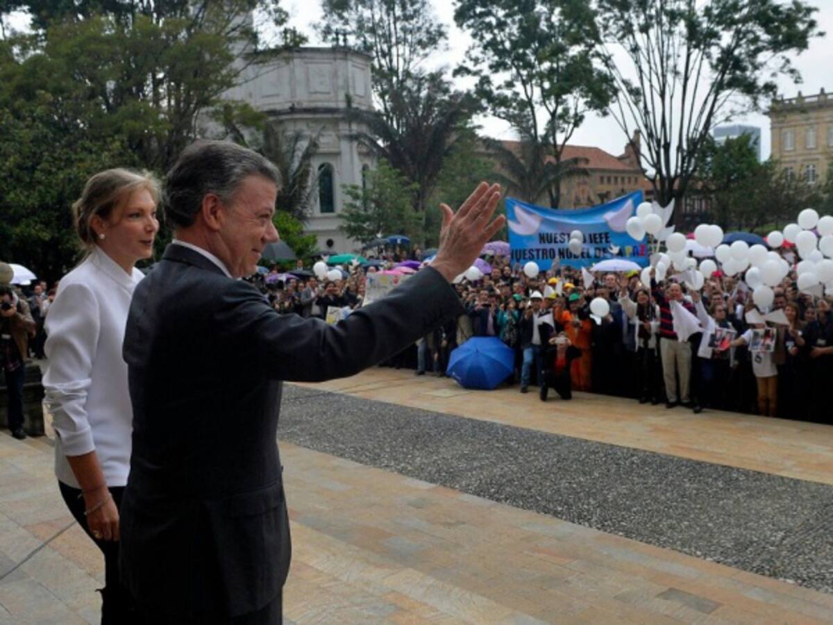 Santos viaja a Oslo para recibir el Premio Nobel de la Paz