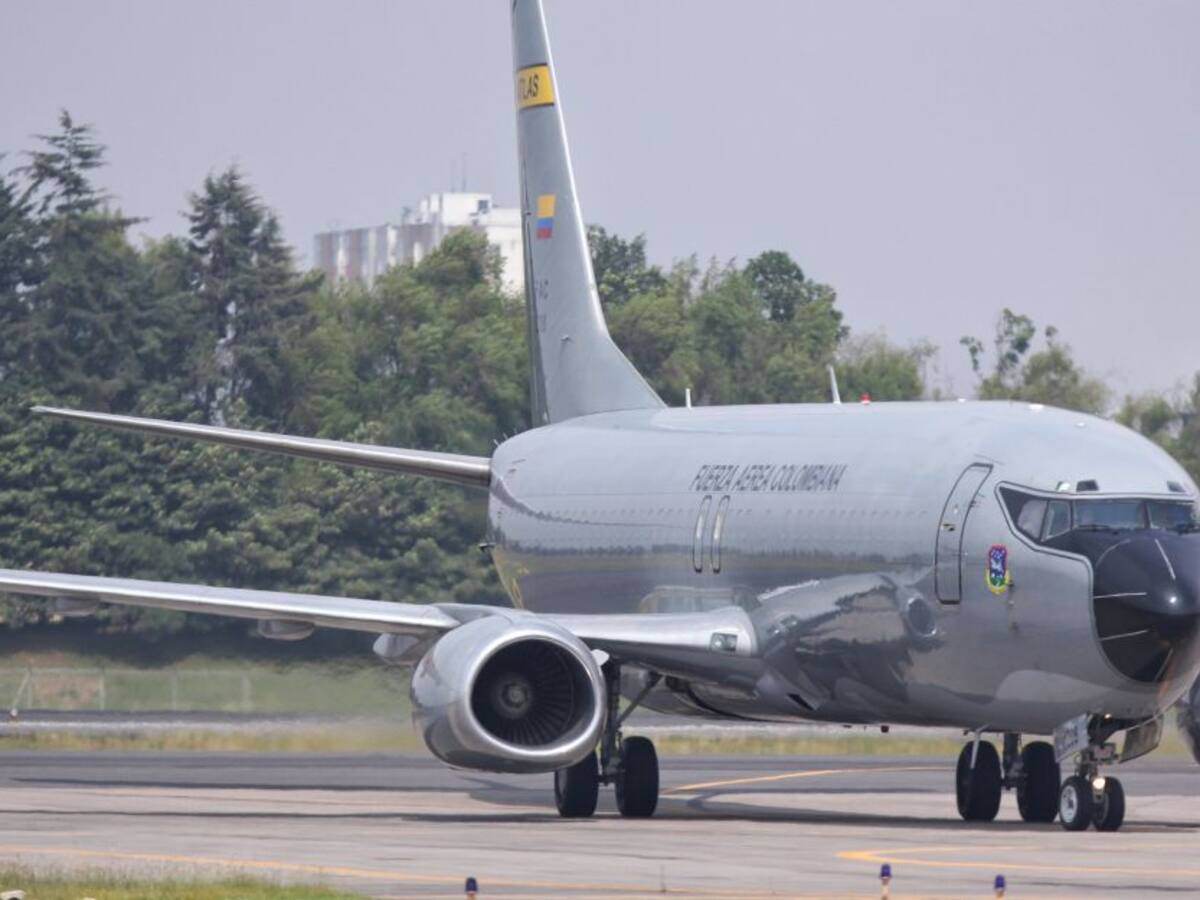 Avión de la FAC ya despegó desde Corea del Sur hacia Wuhan
