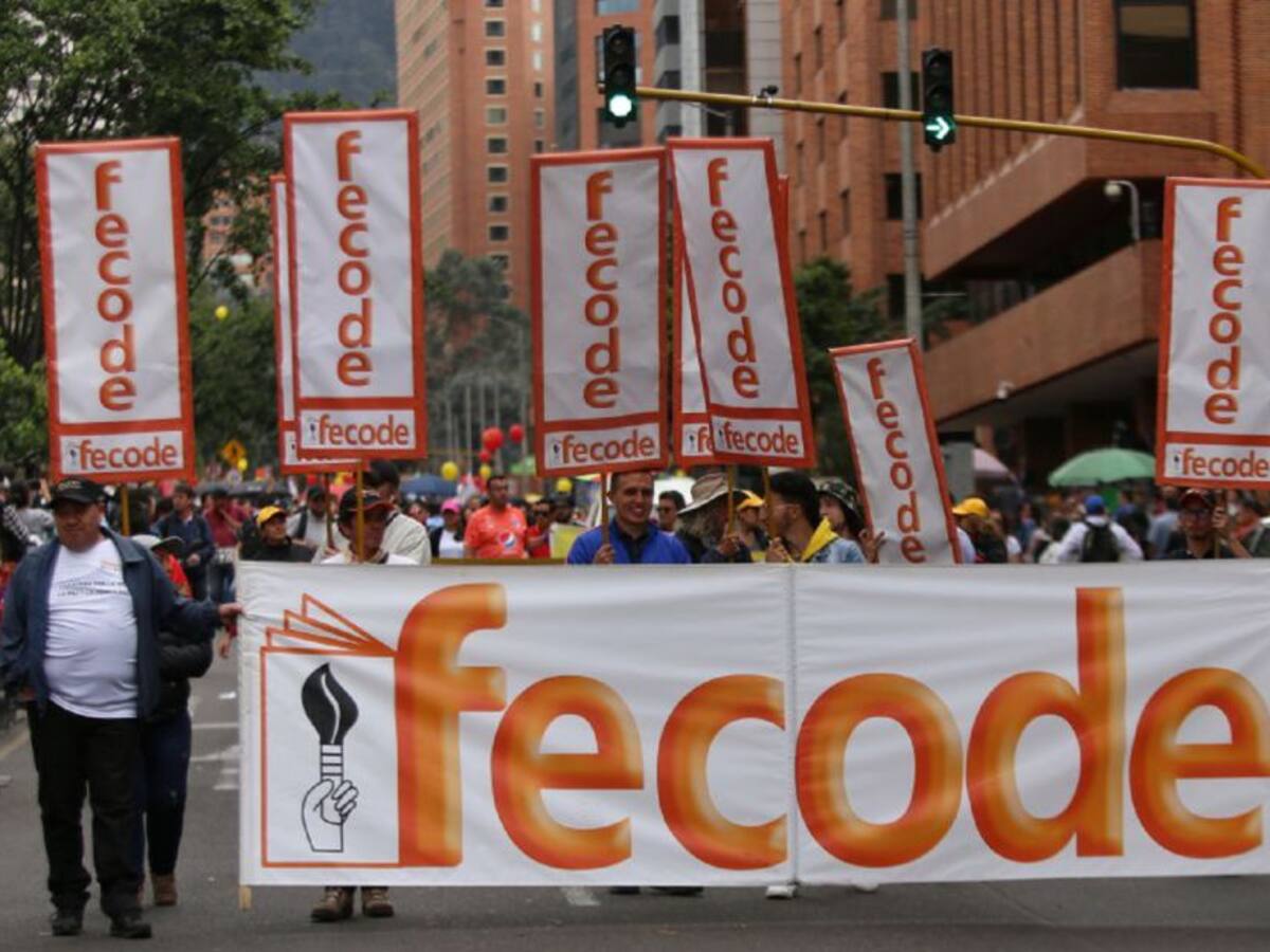 Este jueves, centrales obreras y docentes harán plantón en la calle 37