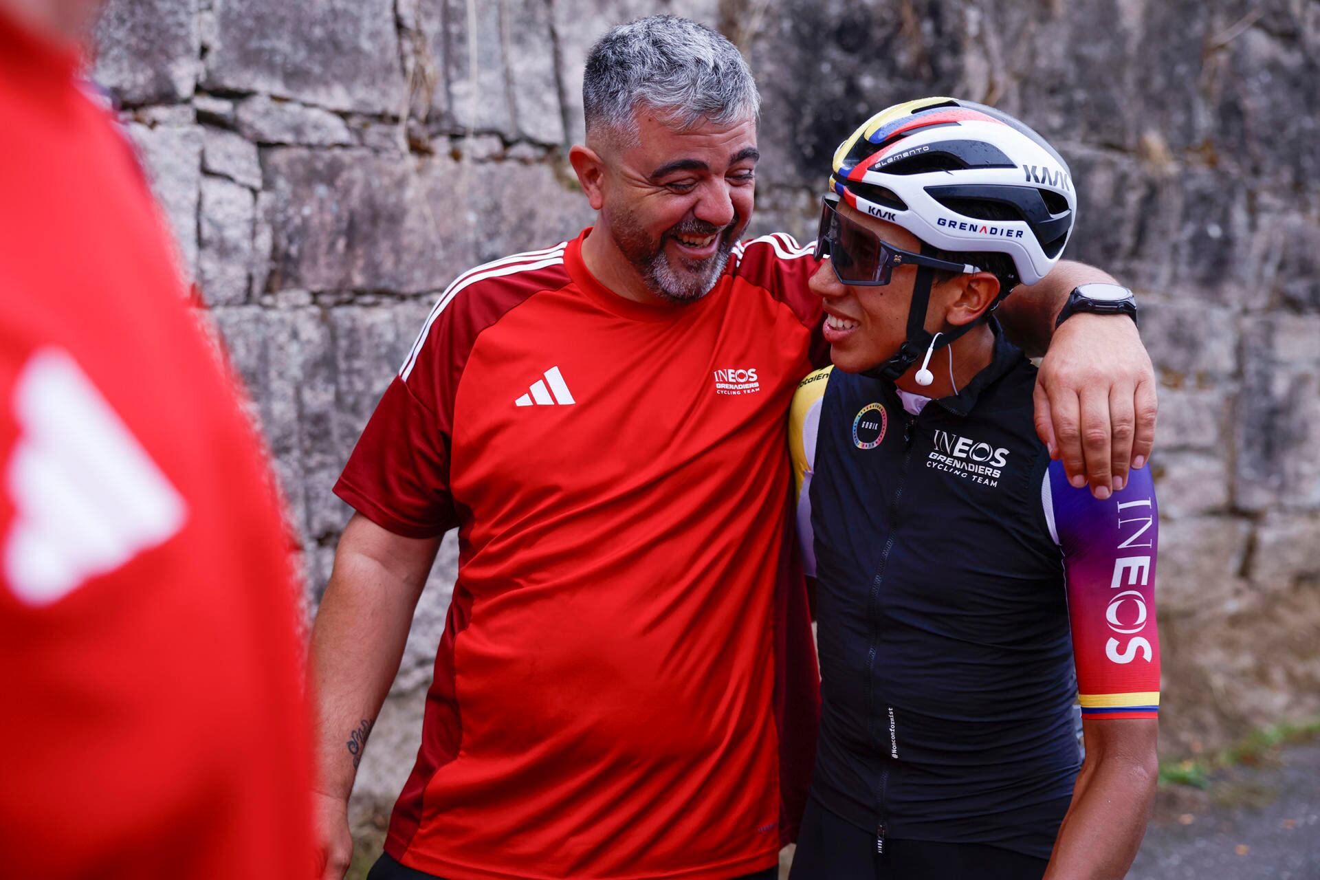 Este es el premio que recibirá Egan Bernal por ganar la etapa 16 de la Vuelta a España. EFE/ Javier Lizón
