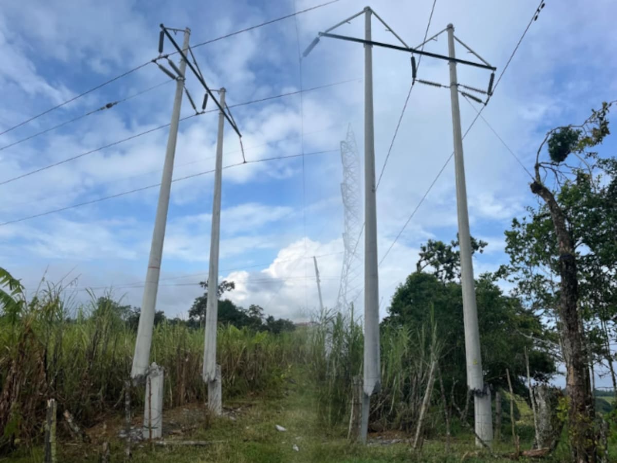 Atentado con explosivos en Cajibío pone en riesgo energía en 13 municipios del Cauca