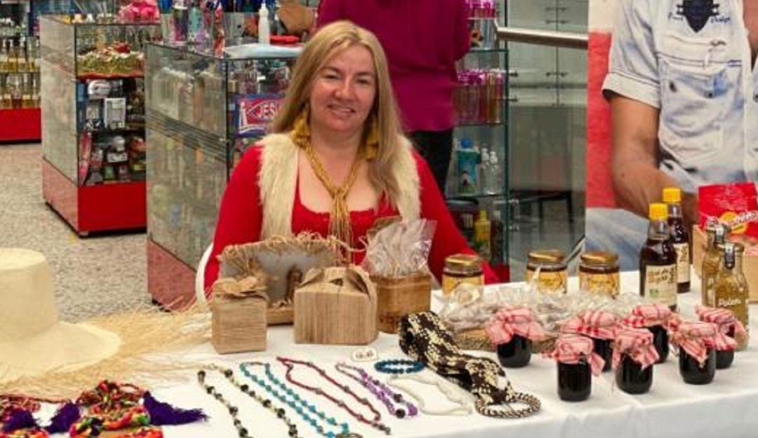 Víctimas del conflicto armado participan en la Feria de las Flores de Medellín