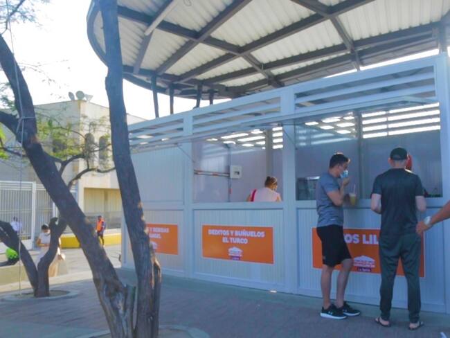 Nazith Andrade, vendedor de jugos en el Camellón de la Bahía - Denuncia inseguridad