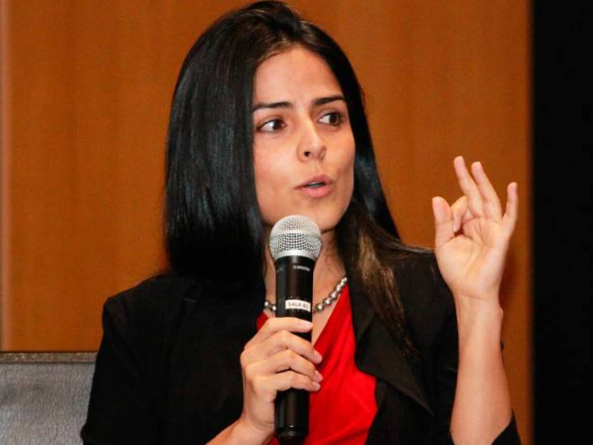 Absuelven a gerente de Canal Capital por contrato de Claudia Palacios