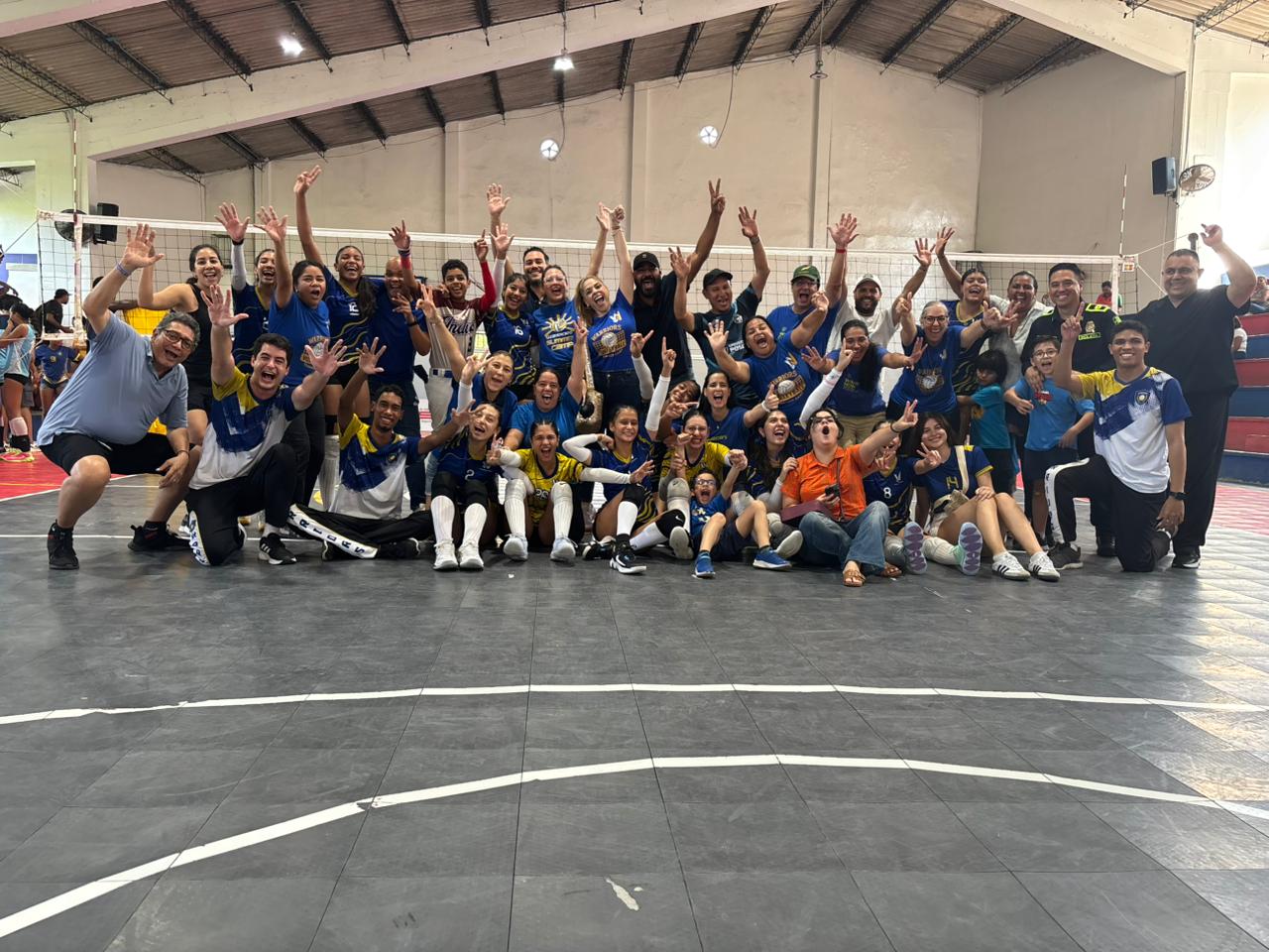 Warriors de Cartagena conquista el título nacional sub-15 de voleibol