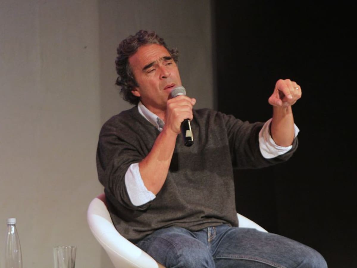 Sergio Fajardo: “yo creo que en el 2022 se acaba el manejo de Álvaro Uribe”