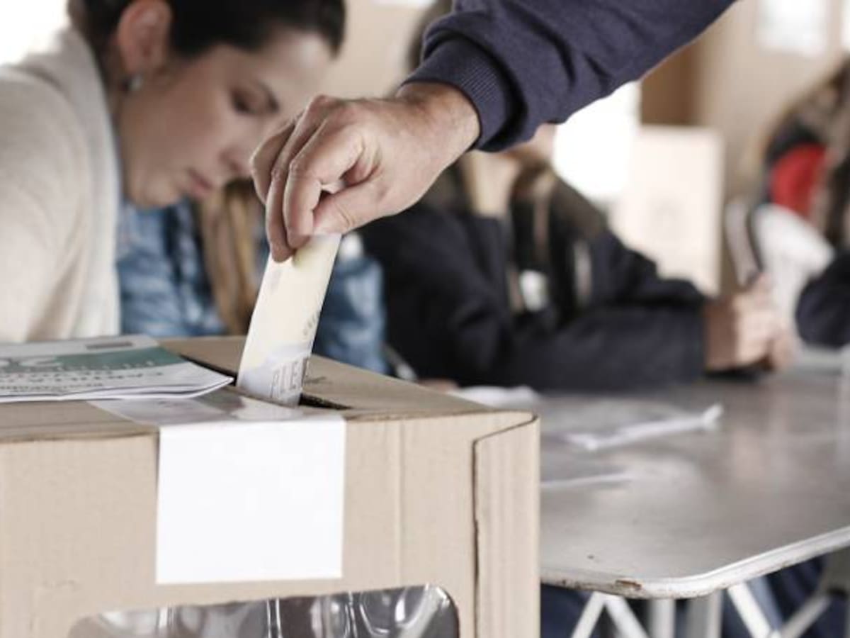 Gobierno defiende reforma al sistema político y electoral del país