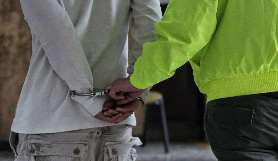 El joven quedó a disposición de la Fiscalía por violencia contra servidor público