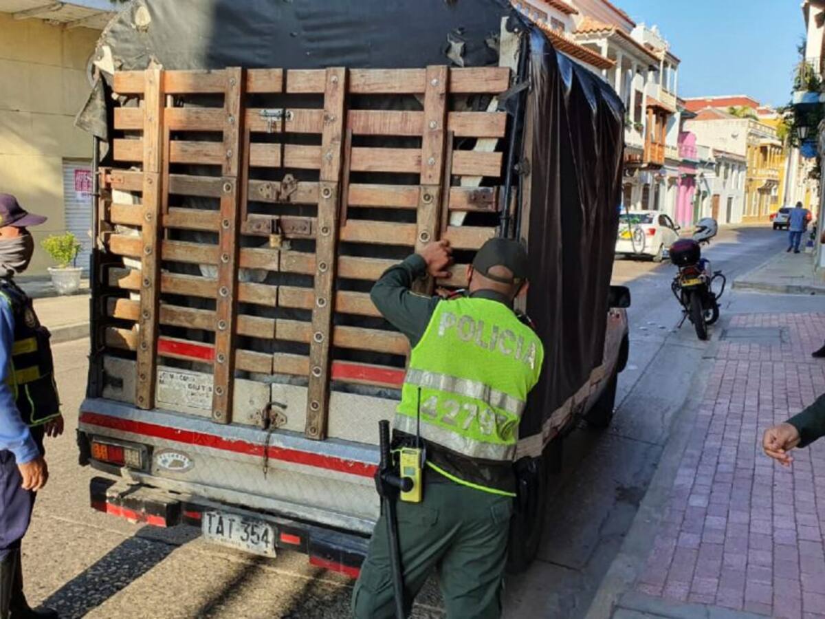 Policía despliega operativos para evitar desordenes el último día del año