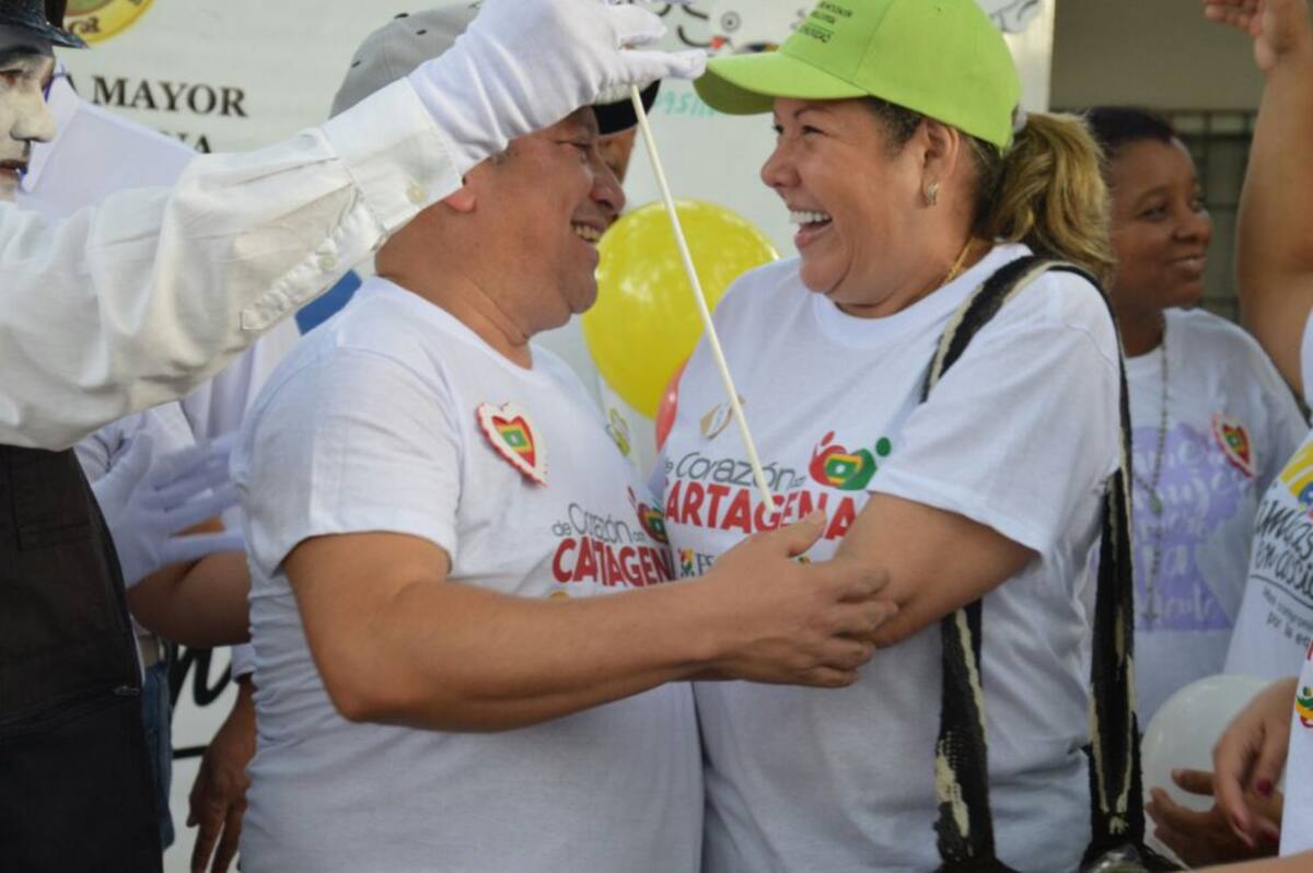 Con un abrazatón en el Pozón, inició la programación