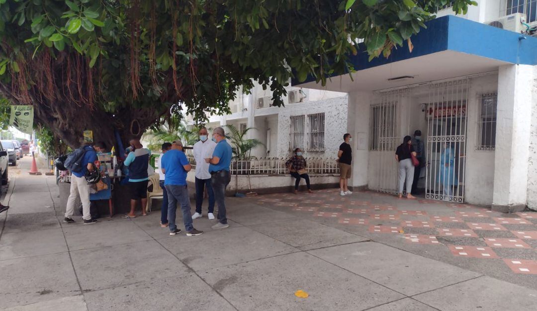 A Edward Galarza le fue amputada una pierna y permanece en estado crítico 