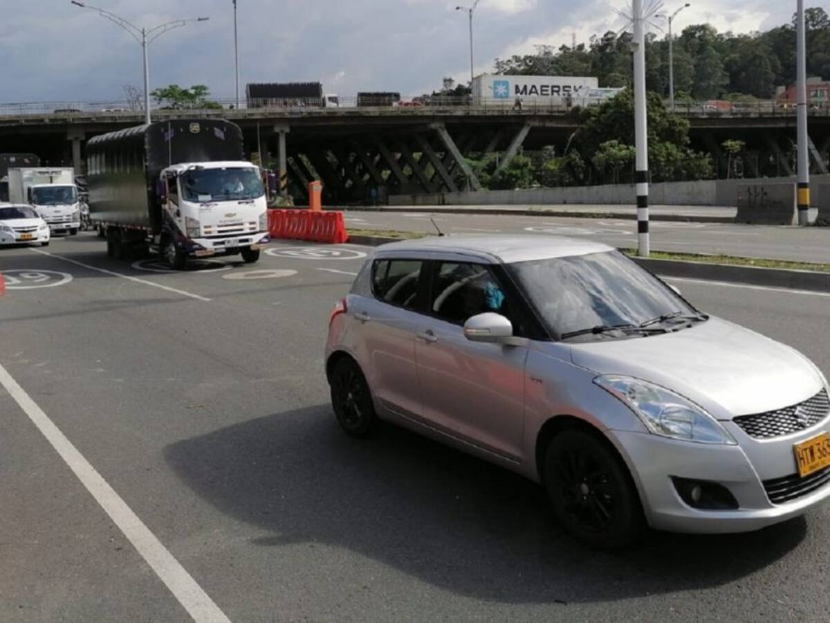 Alcaldía de Medellín habilitó tres carriles en el soterrado del Río