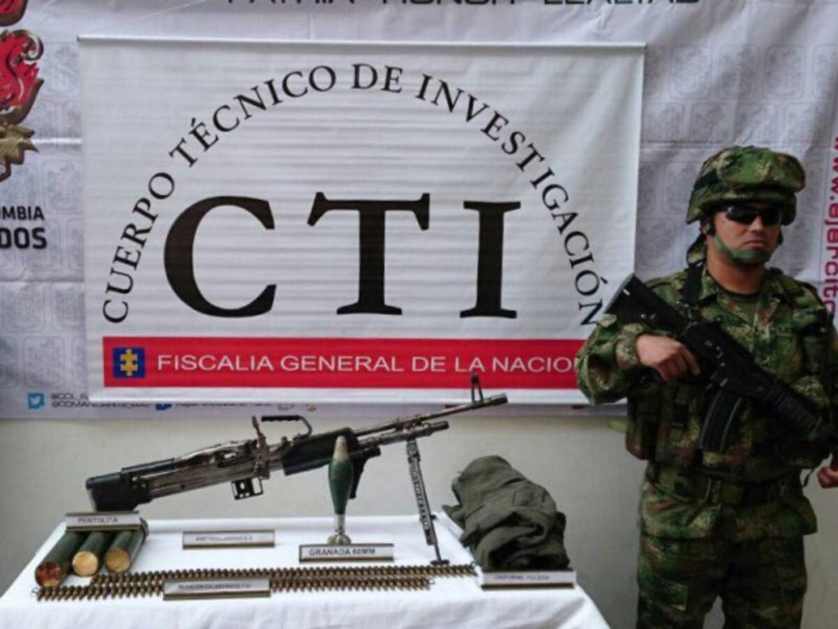 Hallan caletas con material bélico en Nariño