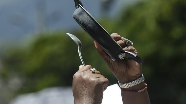Comunidades empiezan a concentrarse en la vía Panamericana en Cauca. Foto: Getty Images