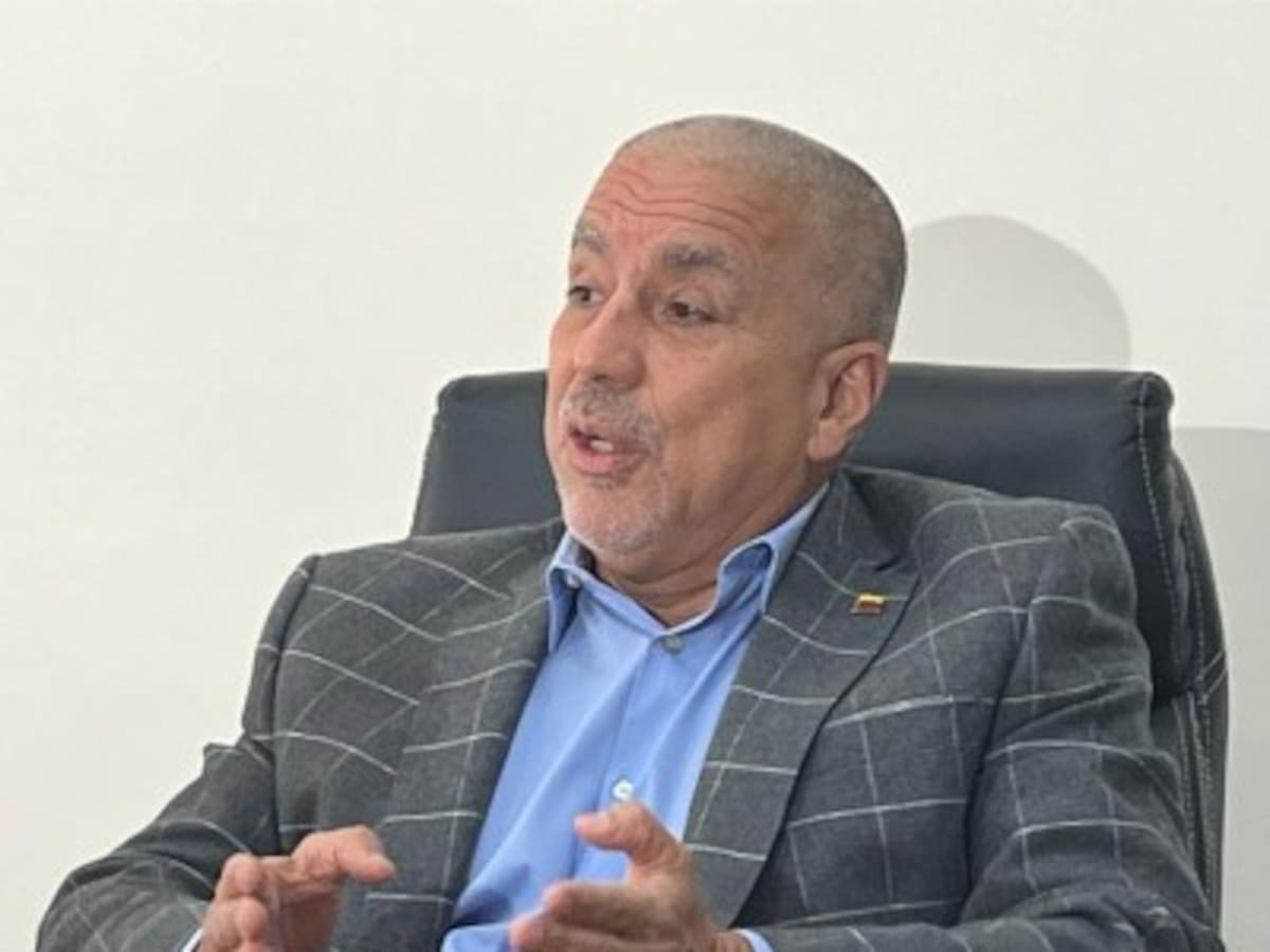 Acuerdo petrolero a 25 años podría generar más de USD 200.000 millones al fisco venezolano: experto