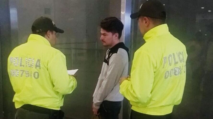 Joven que recorrió el mundo con las millas de la farándula nacional iba a fugarse. Foto: Cortesía