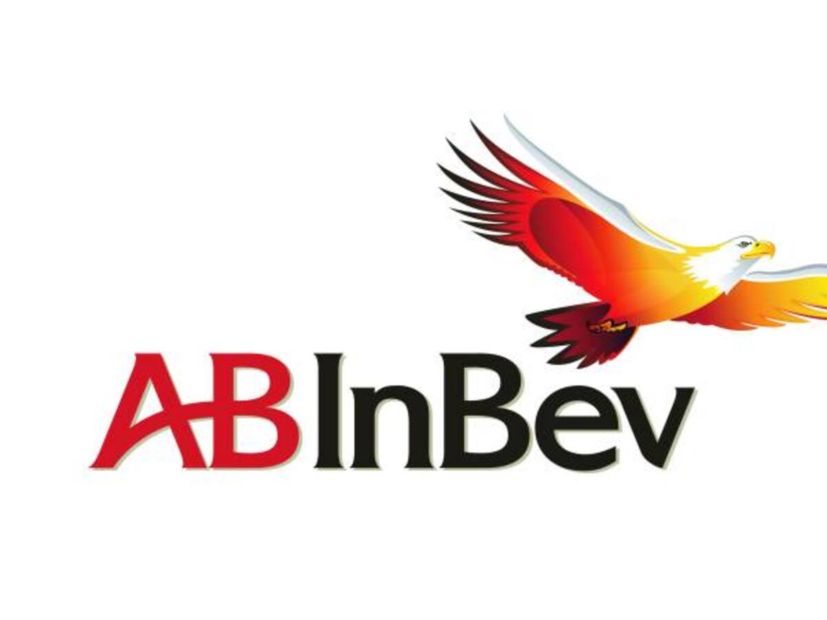 La cervecera AB InBev acuerda la compra de SABMiller