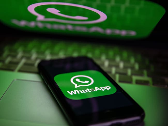 WhatsApp logo. Foto: Onur Dogman/SOPA Images/LightRocket via Getty Images.