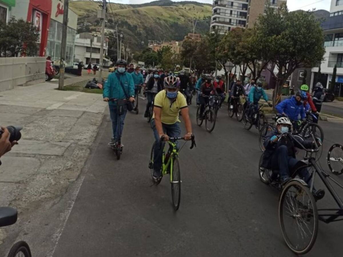 Mas de cien comparendos en el día sin carro y sin moto