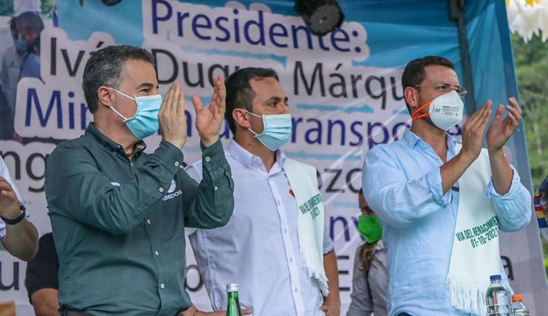 Aníbal Gaviria, gobernador de Antioquia - Juan Esteban Gil, director del INVÍAS - Luis Carlos Velásquez, gobernador de Caldas