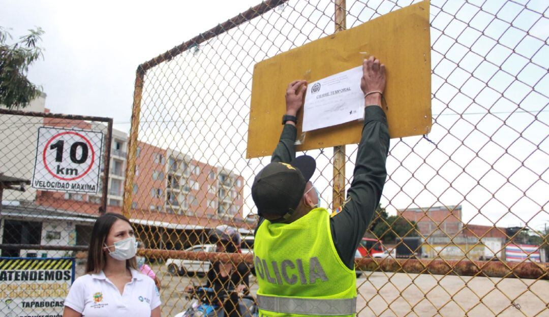 Operativos parqueaderos en Ibagué 