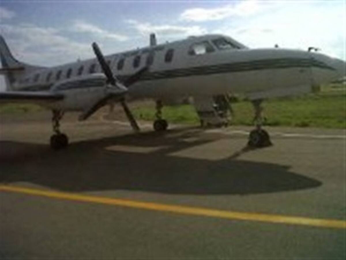 Minvivienda sufrió dos impases con los aviones que lo transportaron a Valledupar